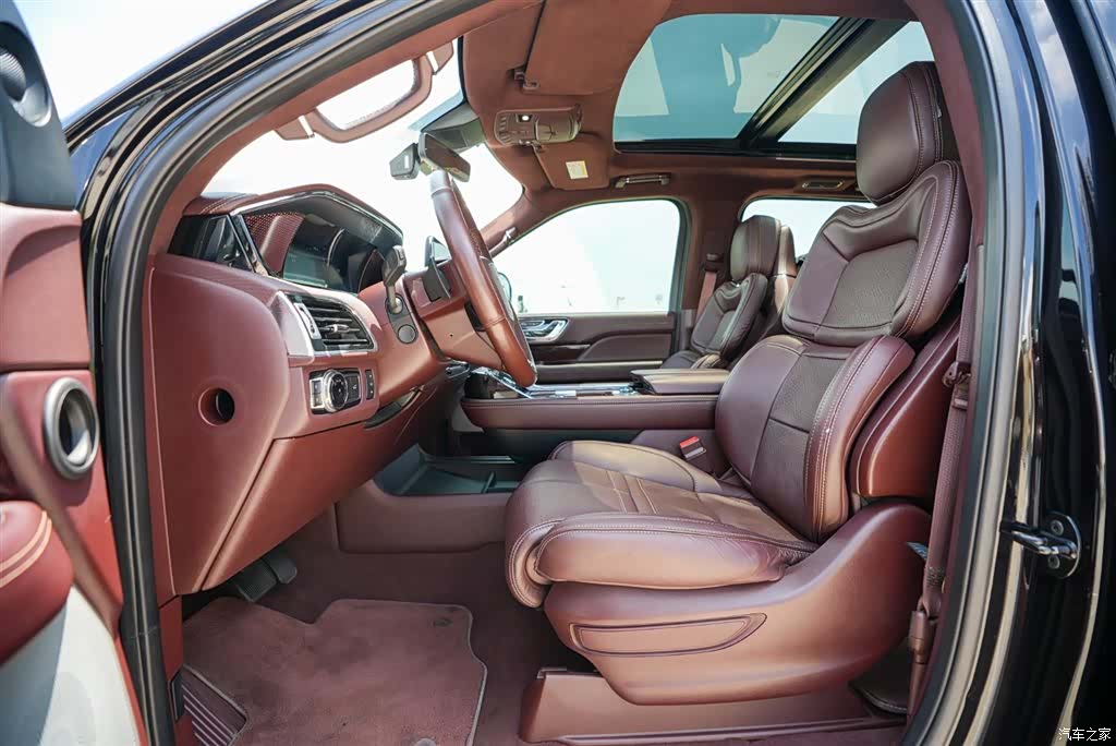Lincoln Navigator, 2022 6