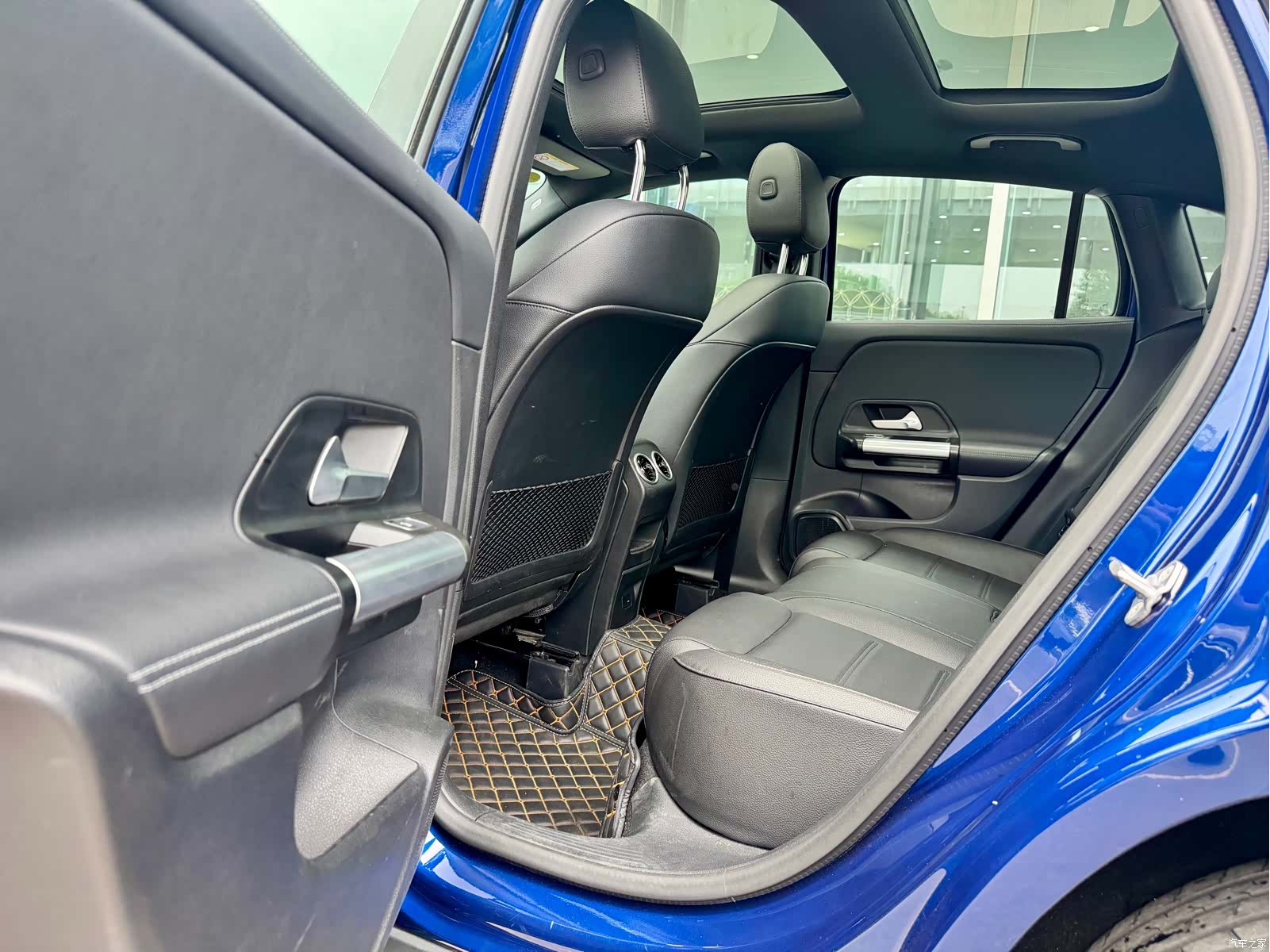 Mercedes-Benz GLA, 2023 3