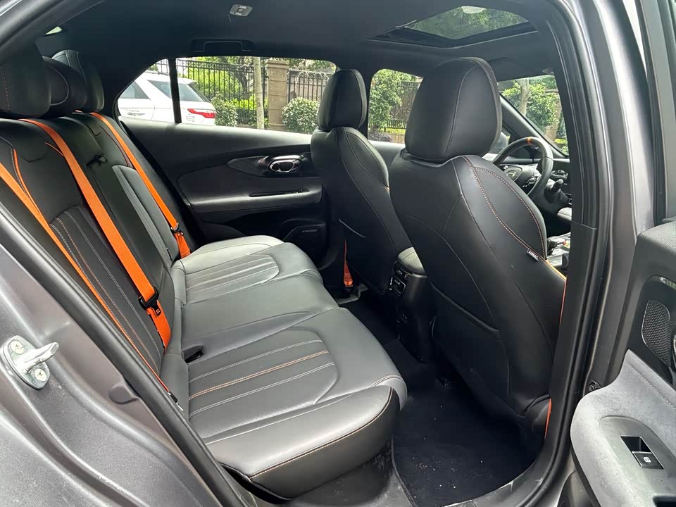 Trumpchi Shadow Leopard