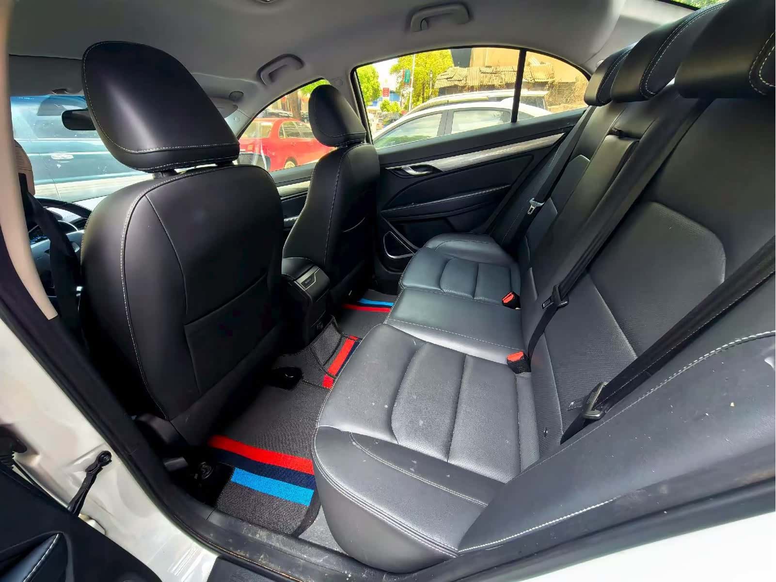 Geely Emgrand, 2019 4