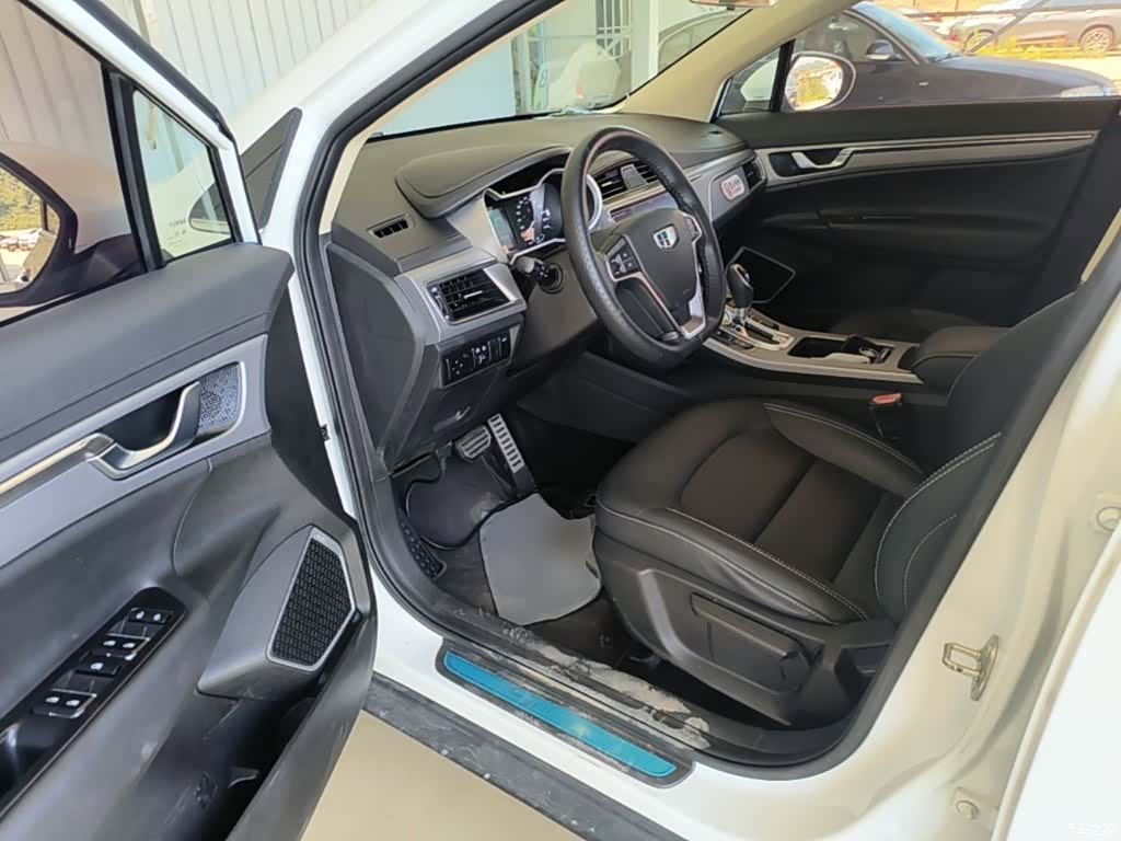 Geely Emgrand, 2019 16