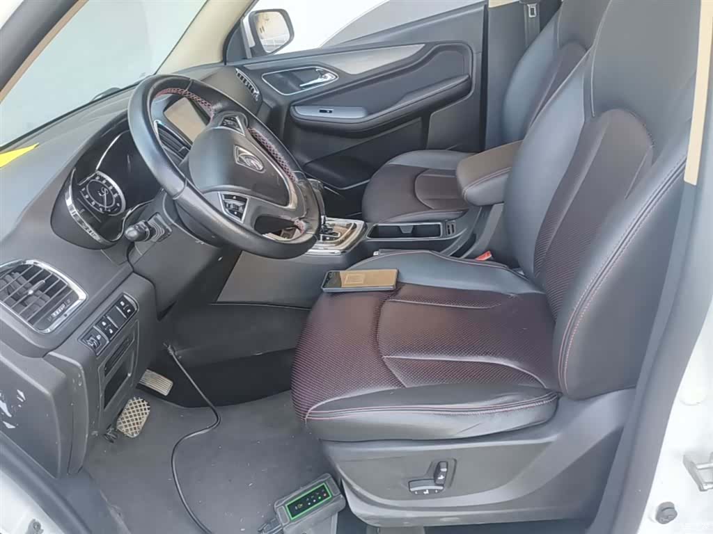 Wuling 560, 2017 15