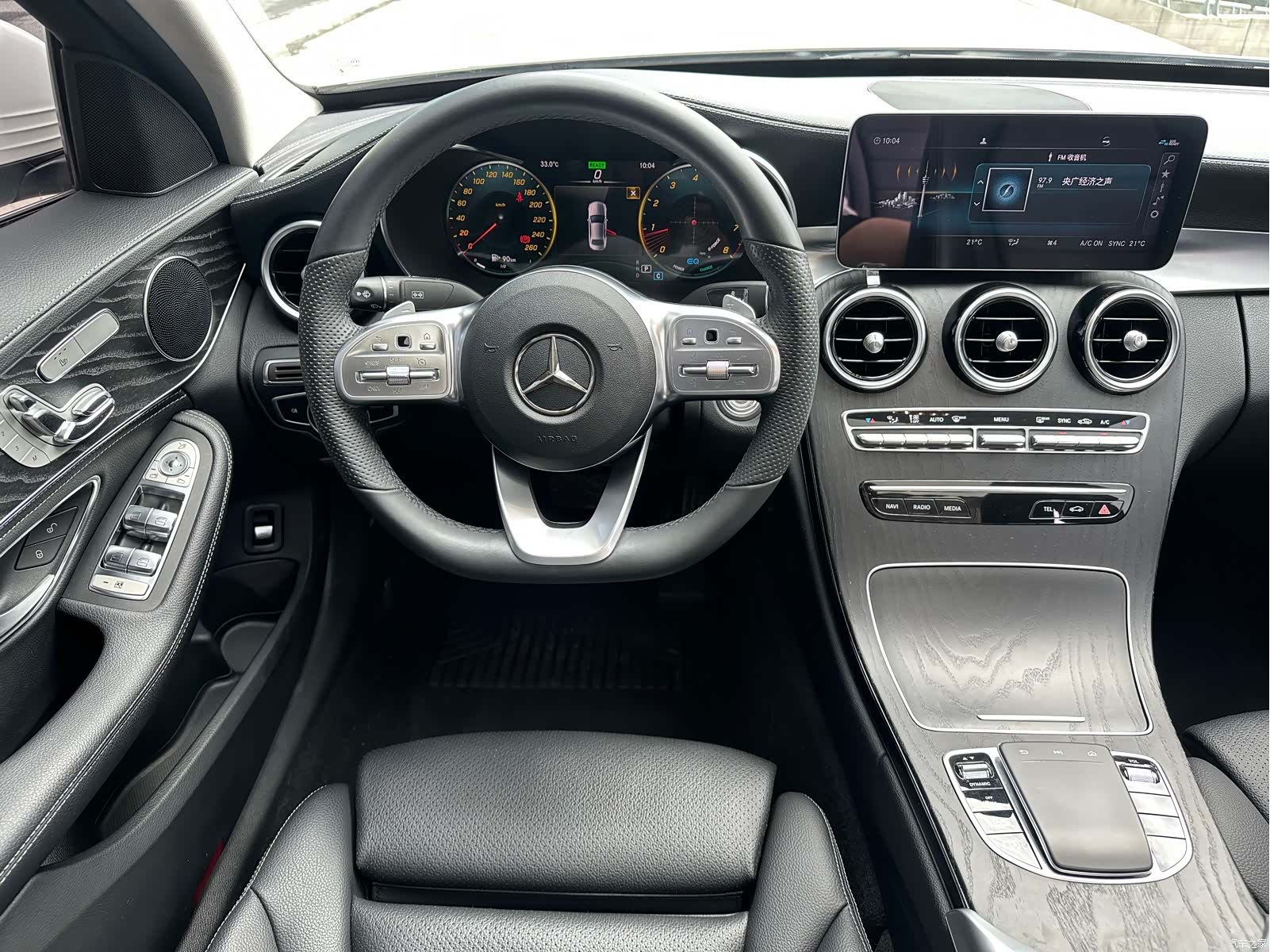 Mercedes-Benz C-Class, 2020 19