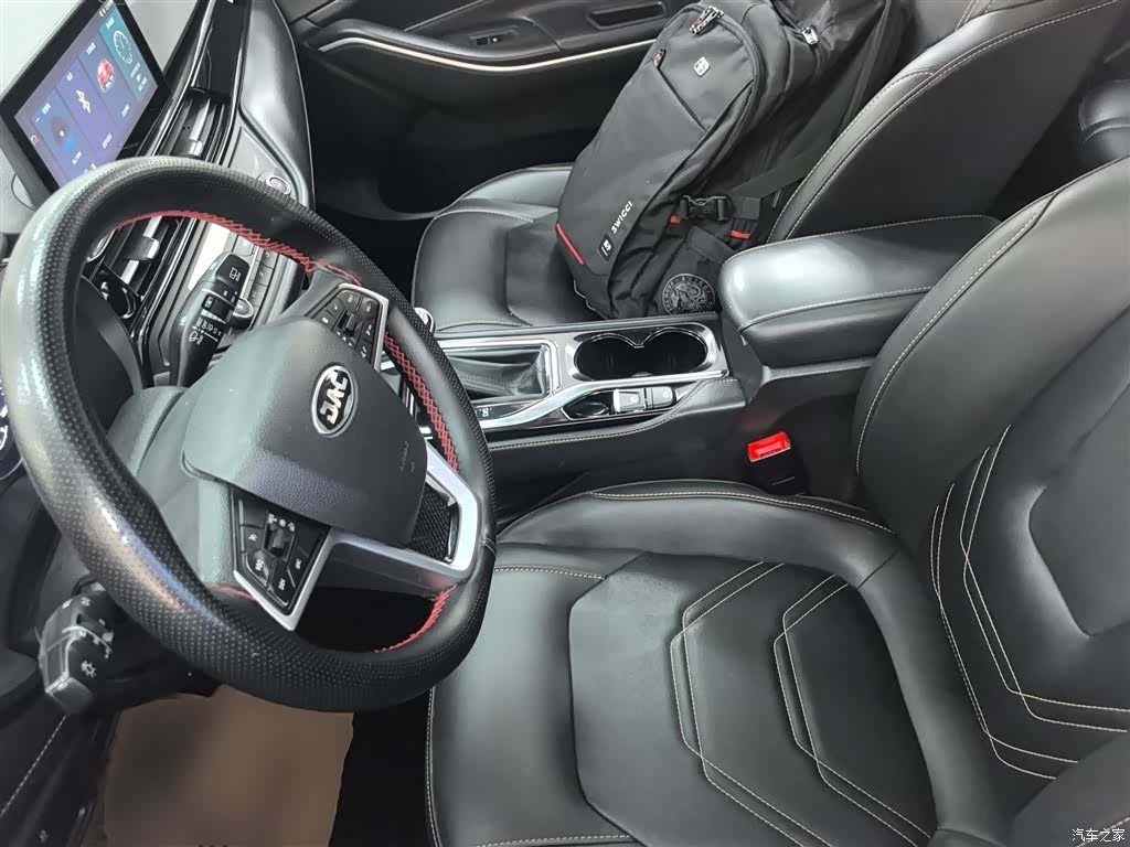 JAC X4, 2021 15