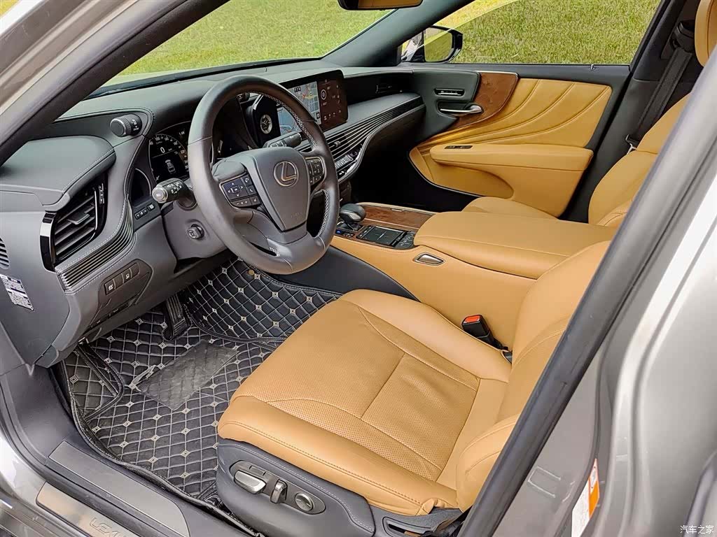 Lexus LS, 2021 7