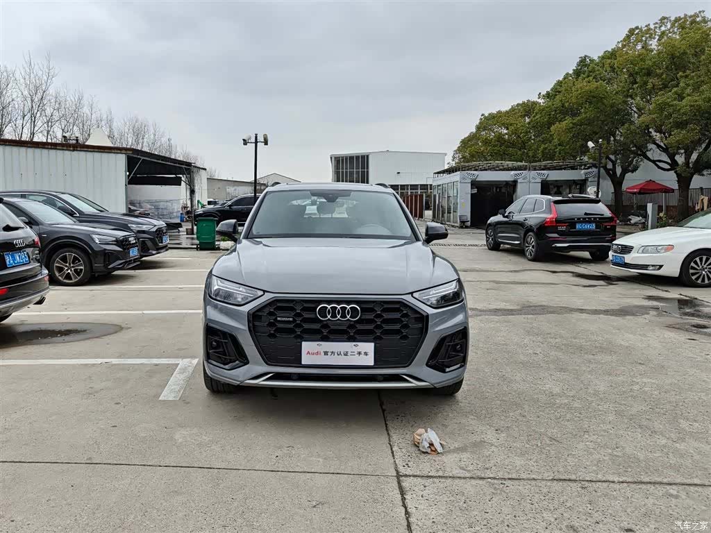 Audi Q5L, 2025 2