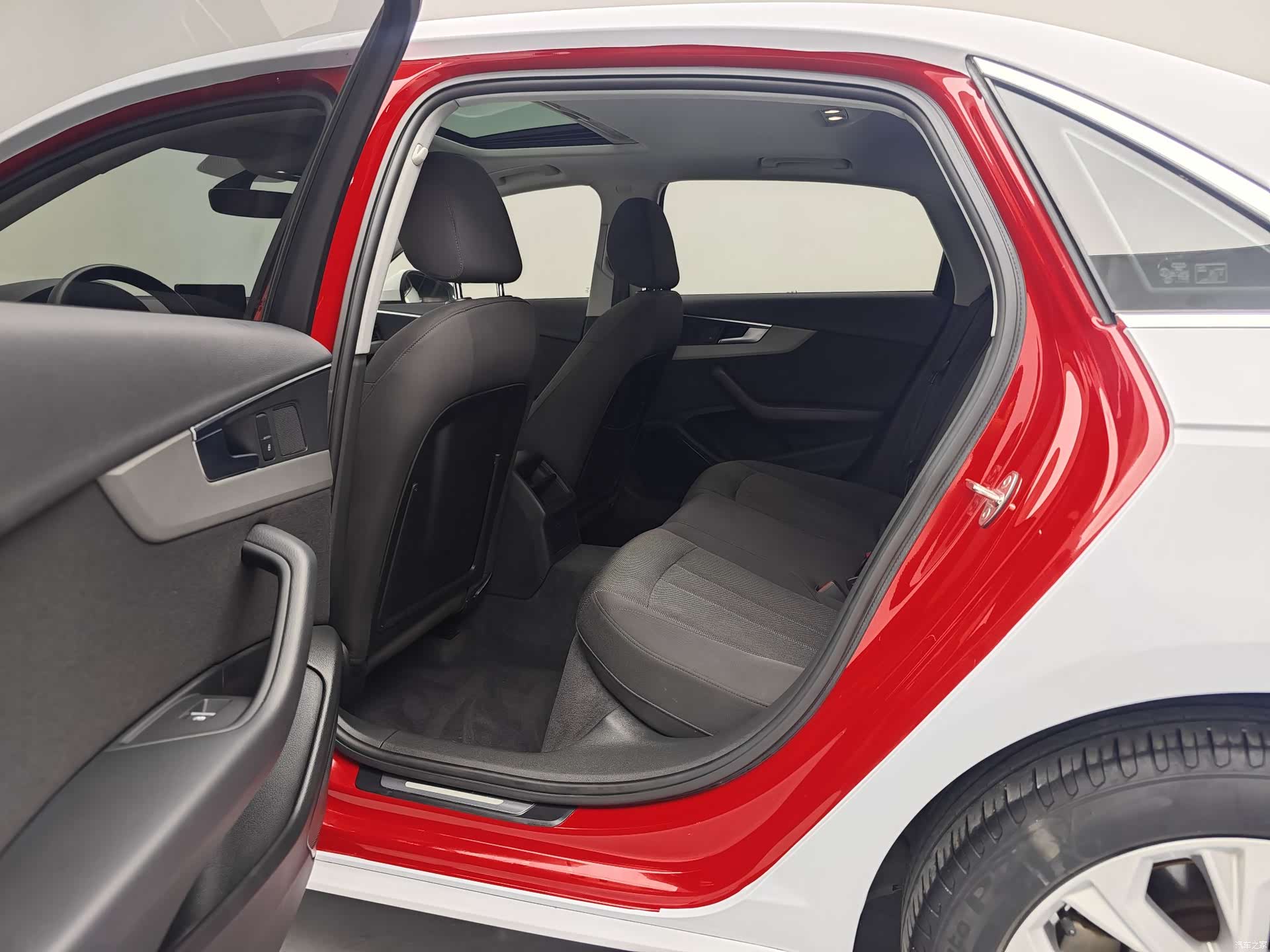 Audi A4L, 2017 11