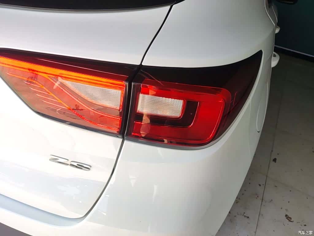 MG ZS, 2018 8