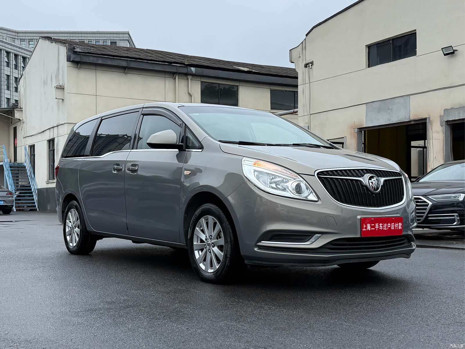 Buick GL8, 2018 3