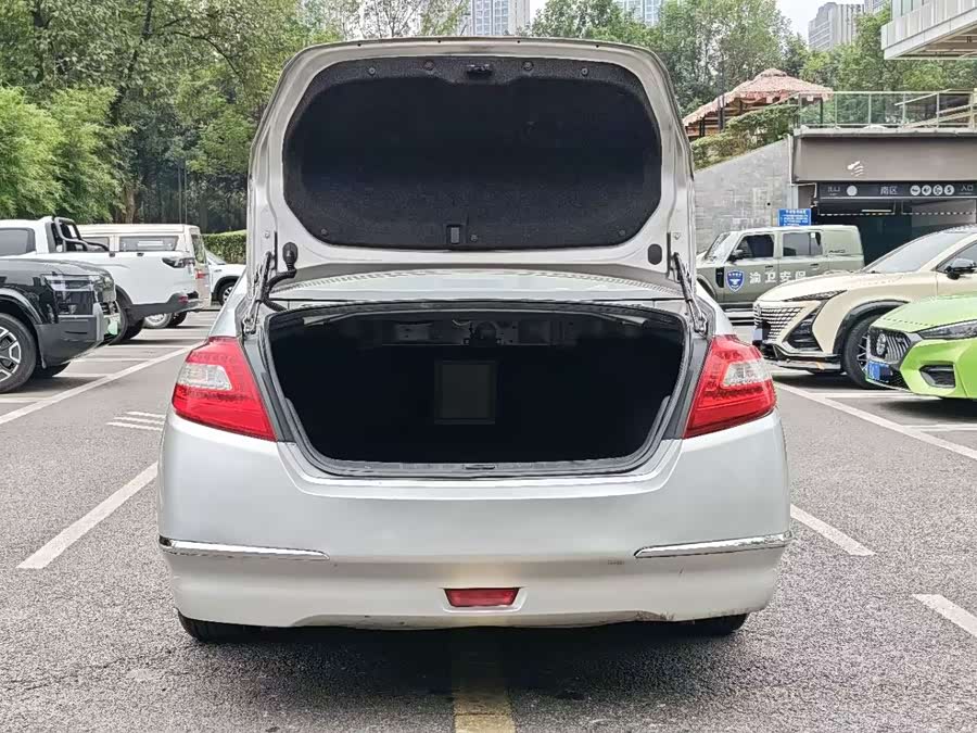Nissan Altima 2010, фото 28