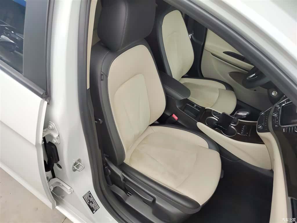 Buick Verano, 2019 19