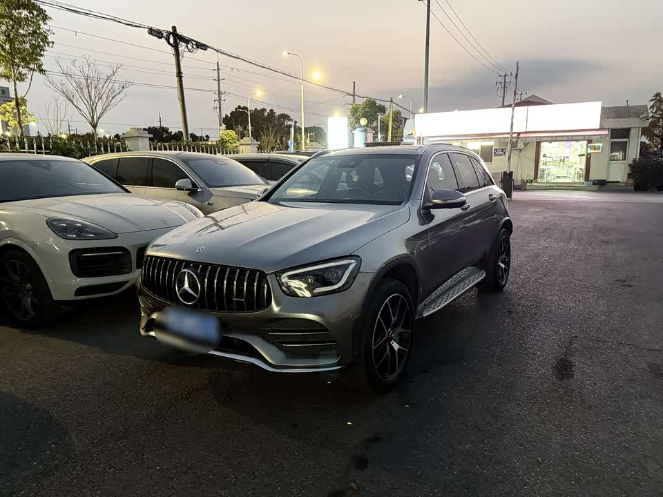 Mercedes-Benz GLC AMG