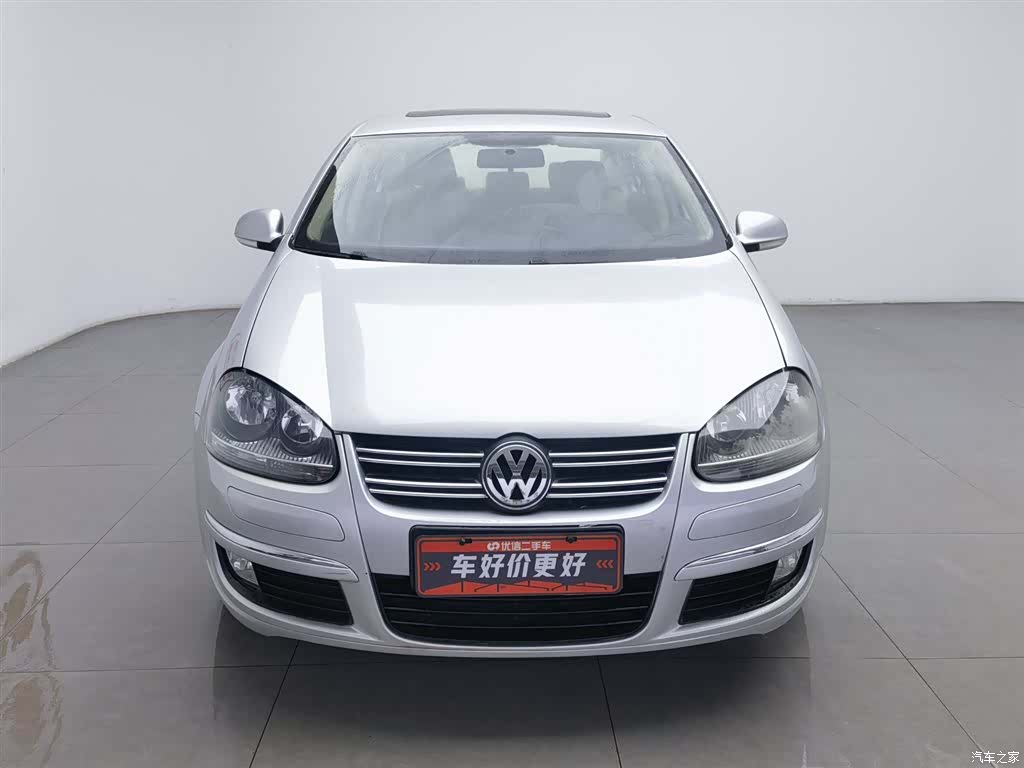 Volkswagen Sagitar, 2011 3