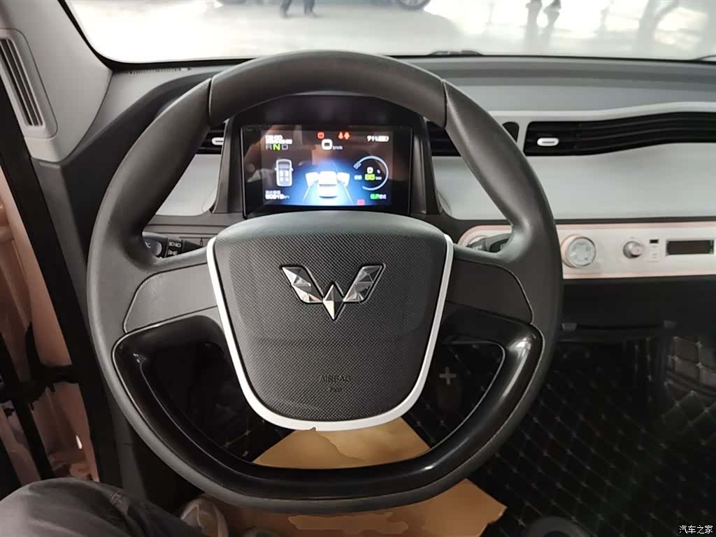 Wuling MINIEV, 2021 11