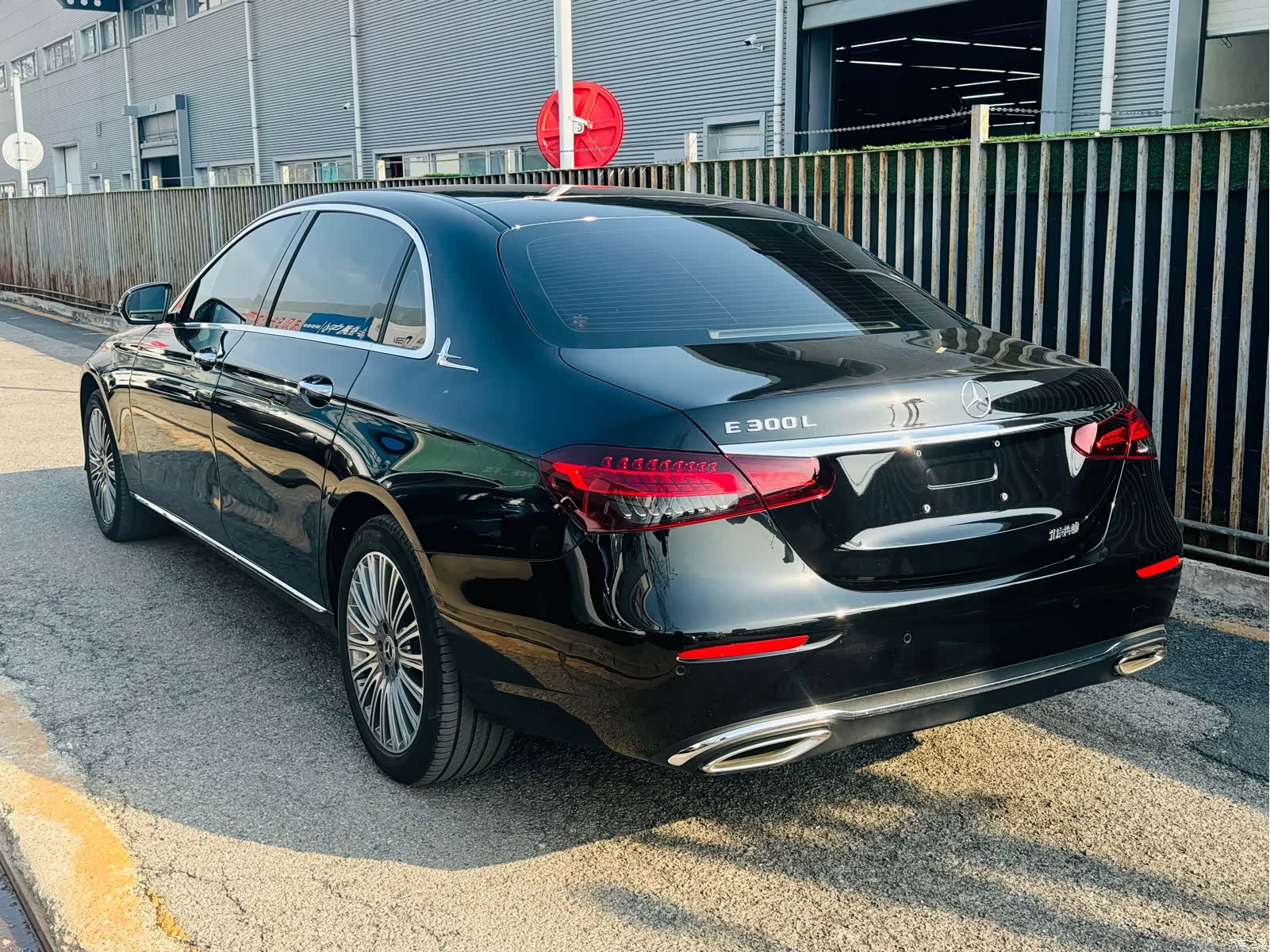 Mercedes-Benz E-Class, 2022 10
