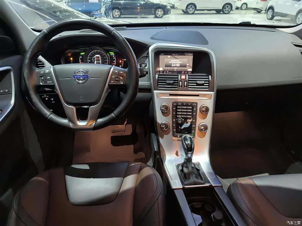 Volvo XC60, 2018 10