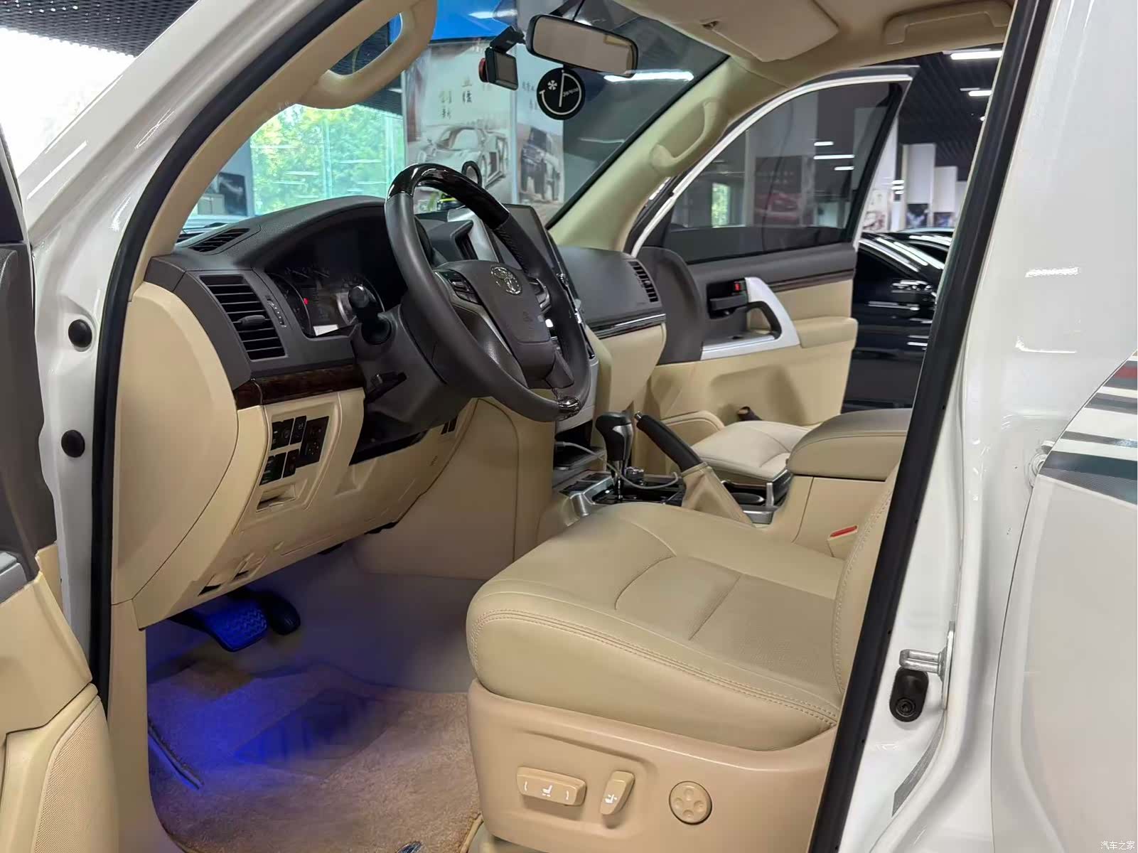 Toyota Land Cruiser, 2016 7