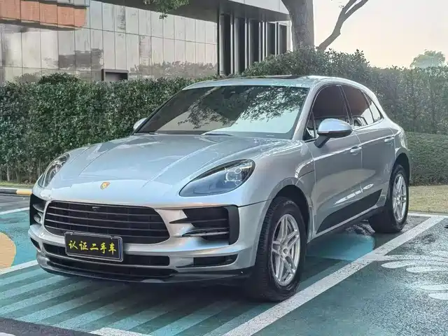Porsche Macan 2021 — купить из Китая под заказ