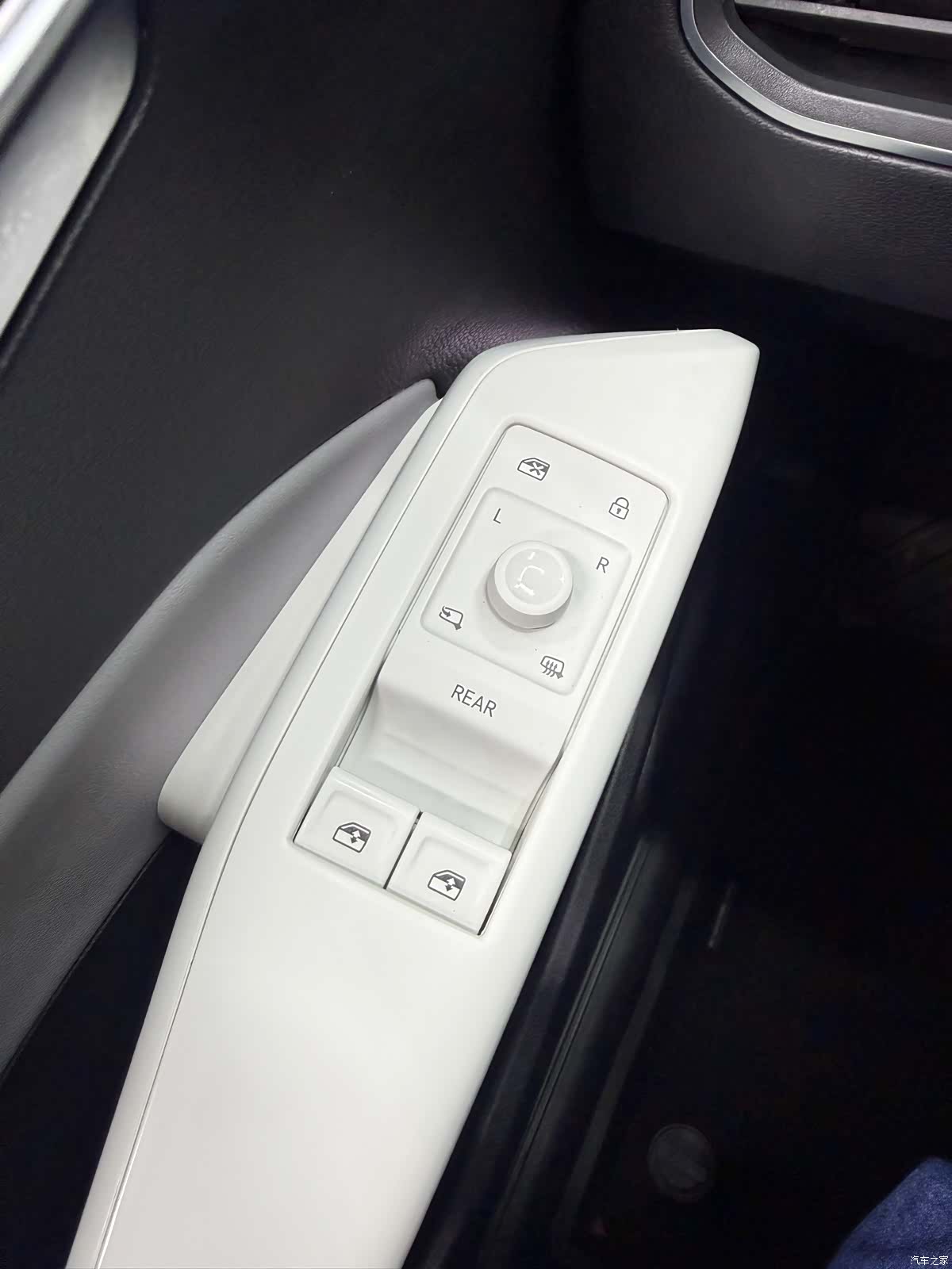 Volkswagen ID.3, 2023 17