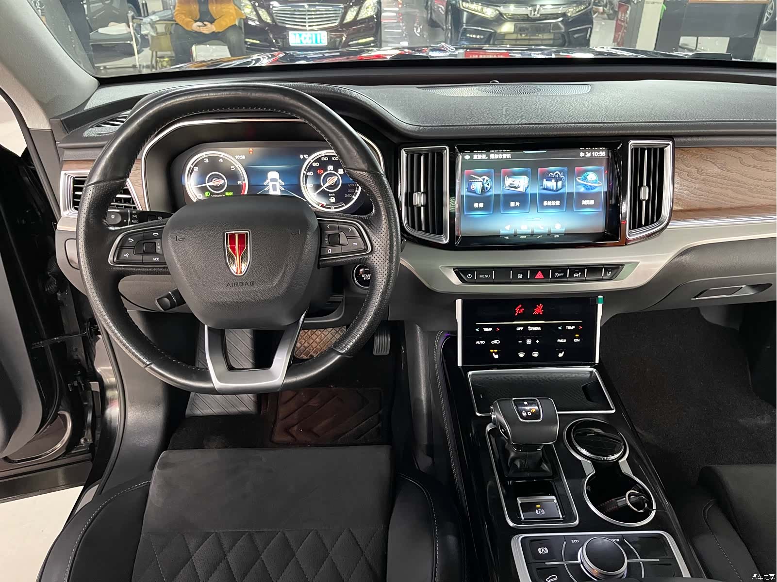 Hongqi HS7, 2023 8