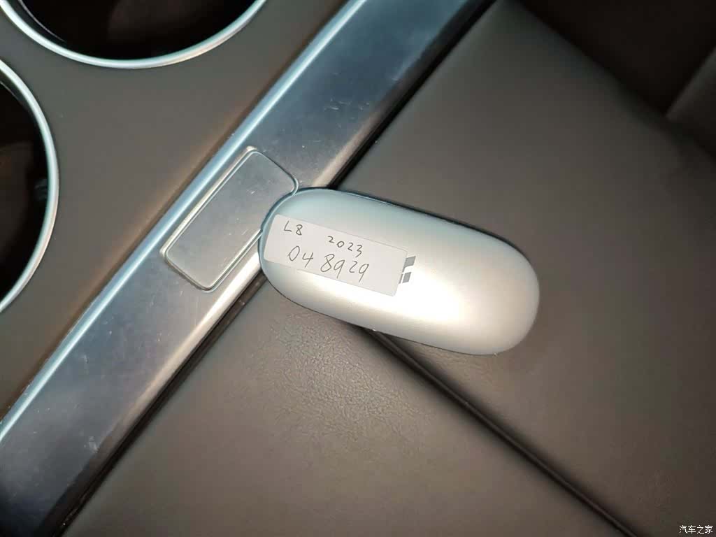 Li Auto L8, 2023 9
