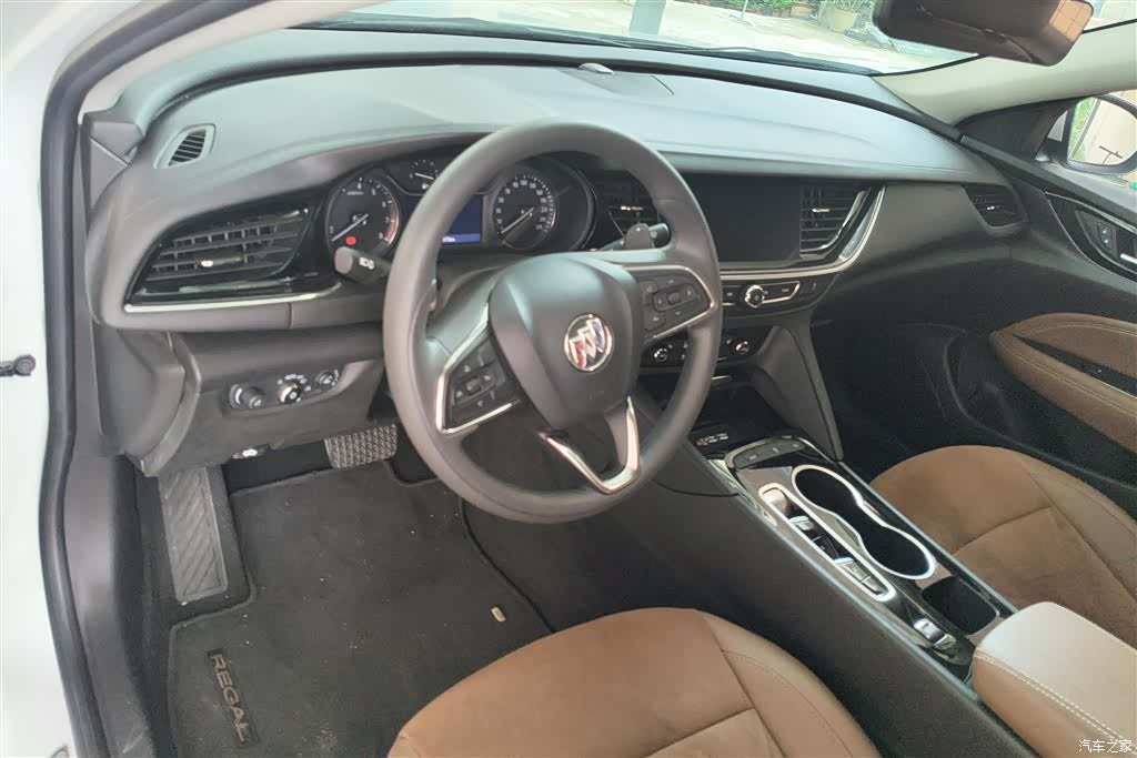 Buick Regal, 2023 12