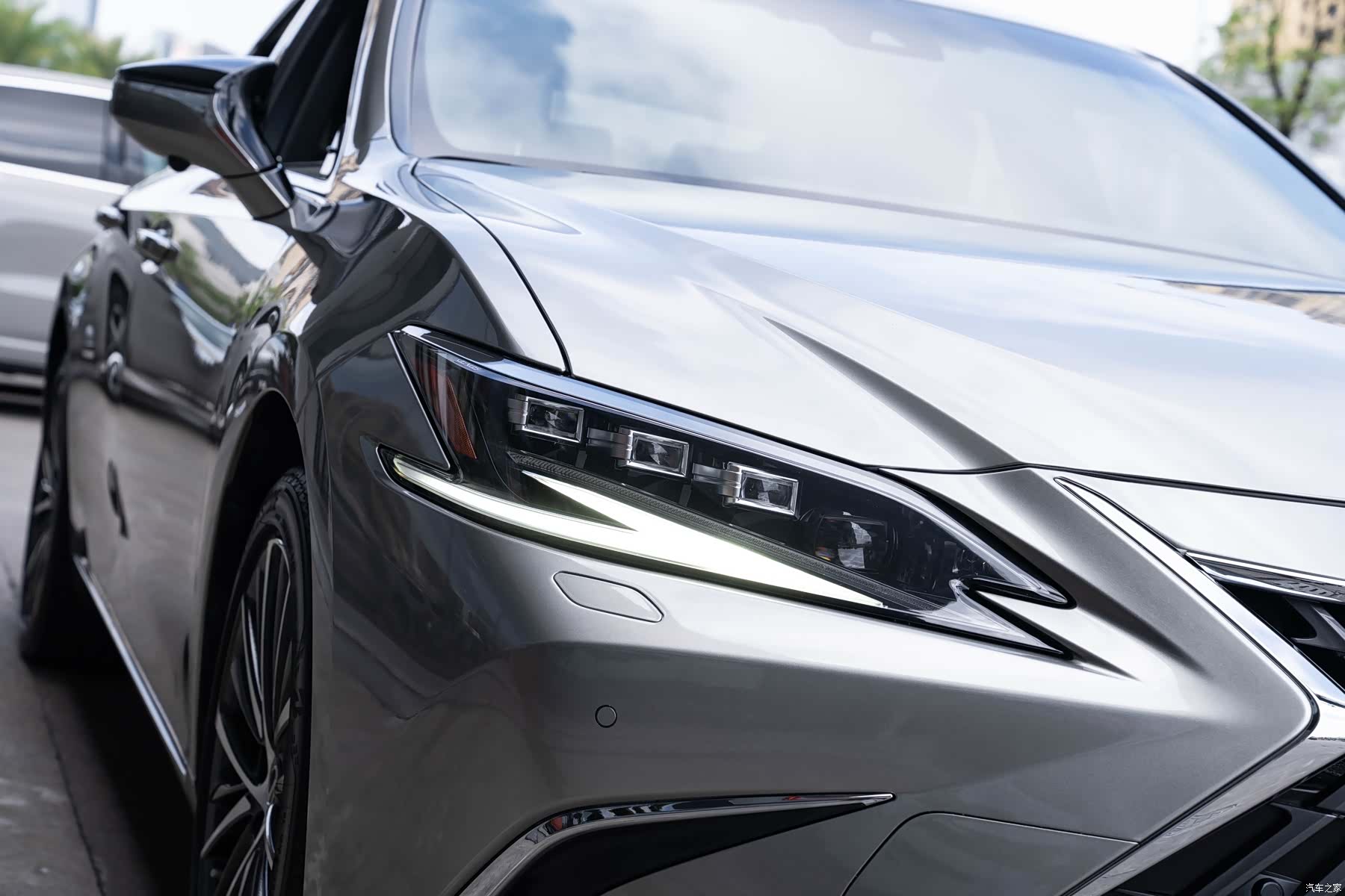 Lexus ES, 2023 6