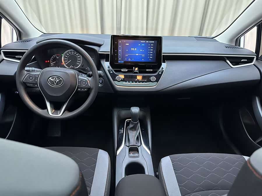 Toyota Corolla 2022, фото 12
