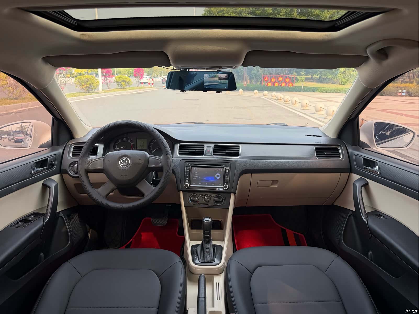 Skoda Rapid, 2013 все фото