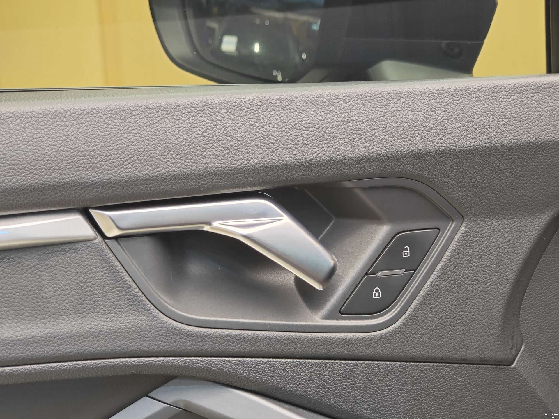 Audi Q3, 2021 9