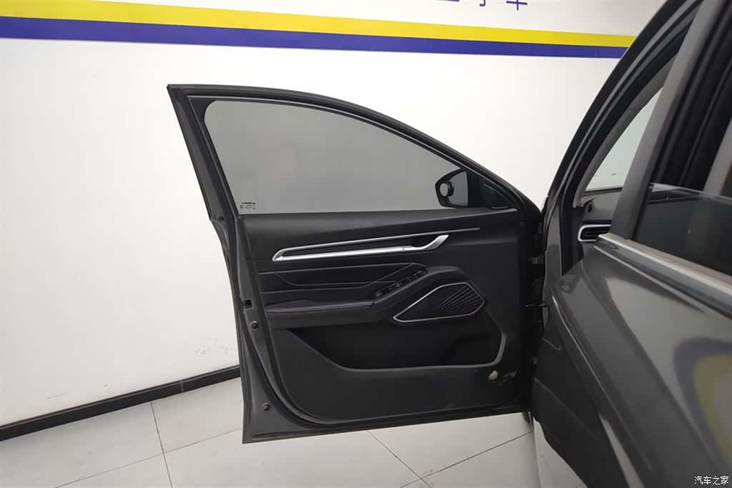 Geely Emgrand, 2022 7