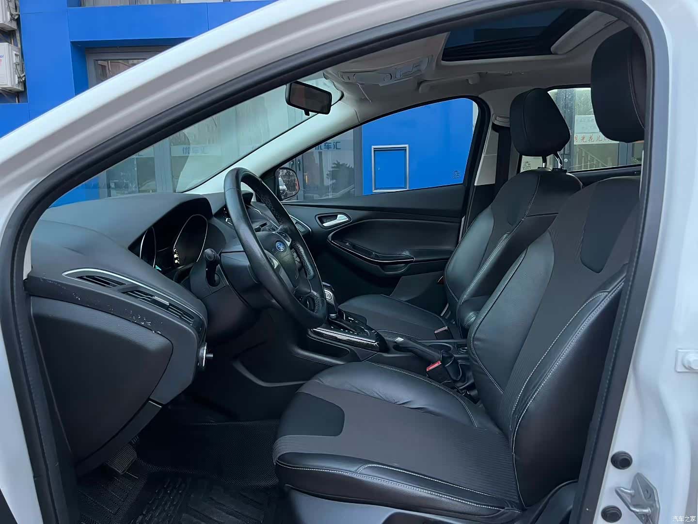 Ford Focus, 2012 4