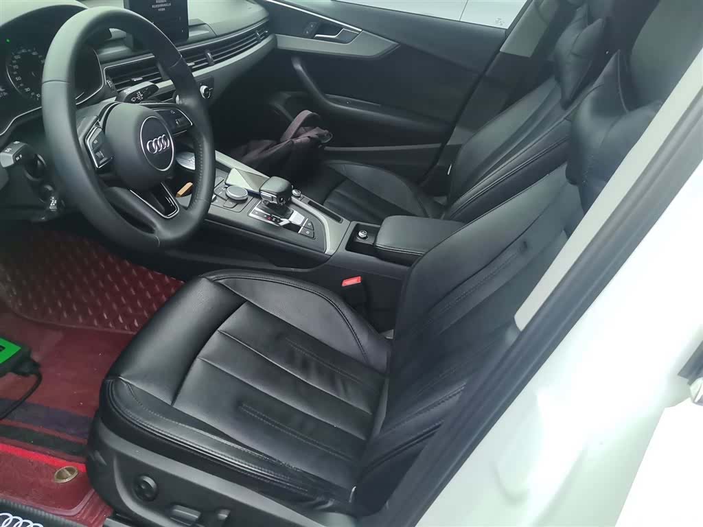 Audi A4L, 2019 11
