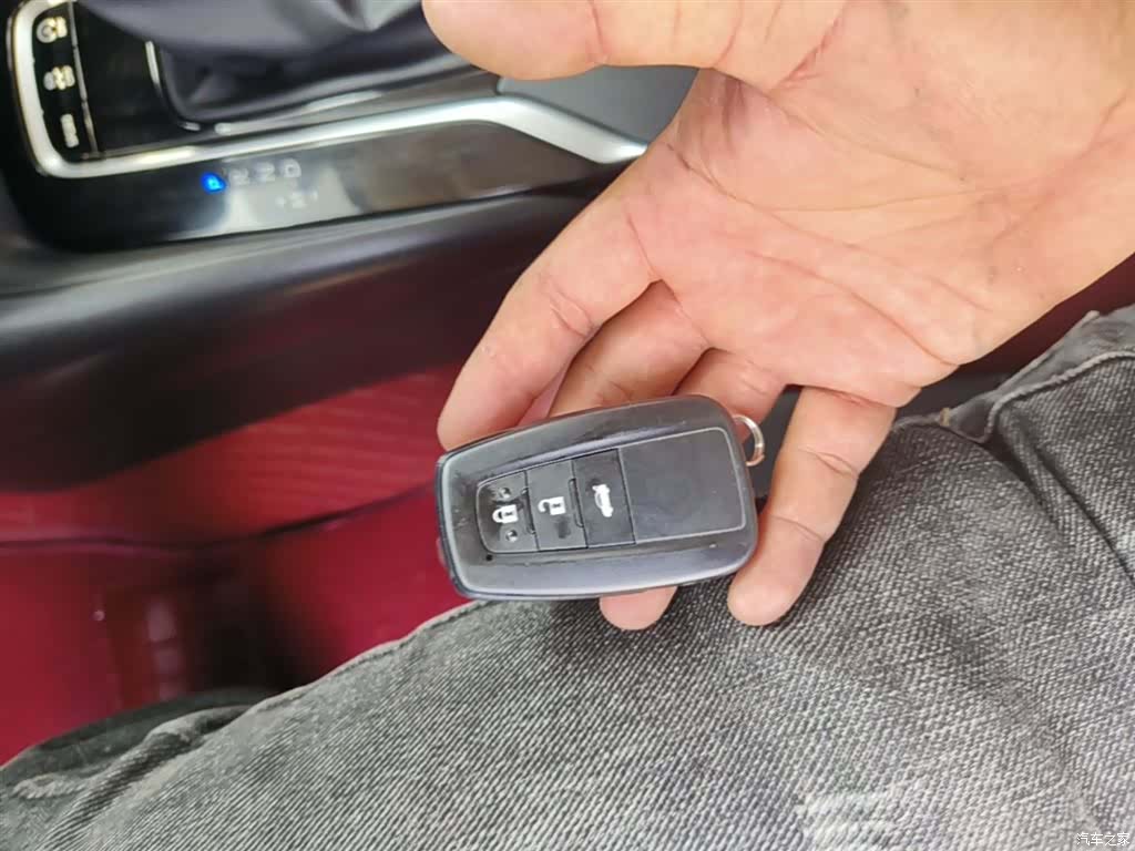 Toyota Corolla, 2023 8