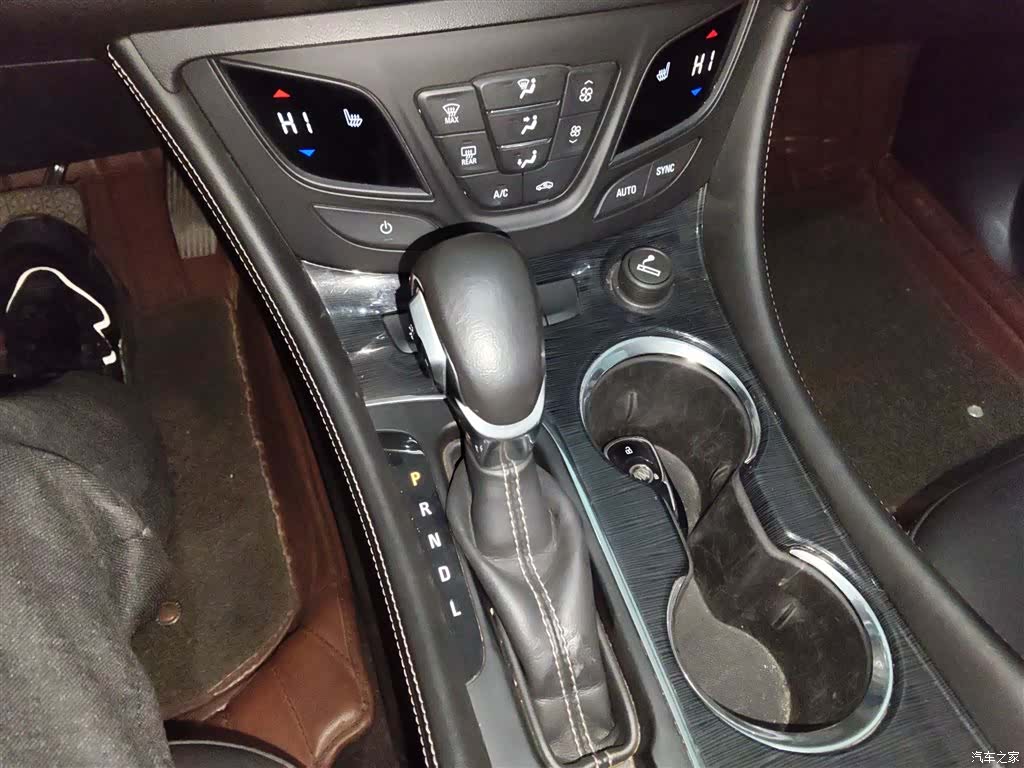 Buick Envision Plus, 2015 10