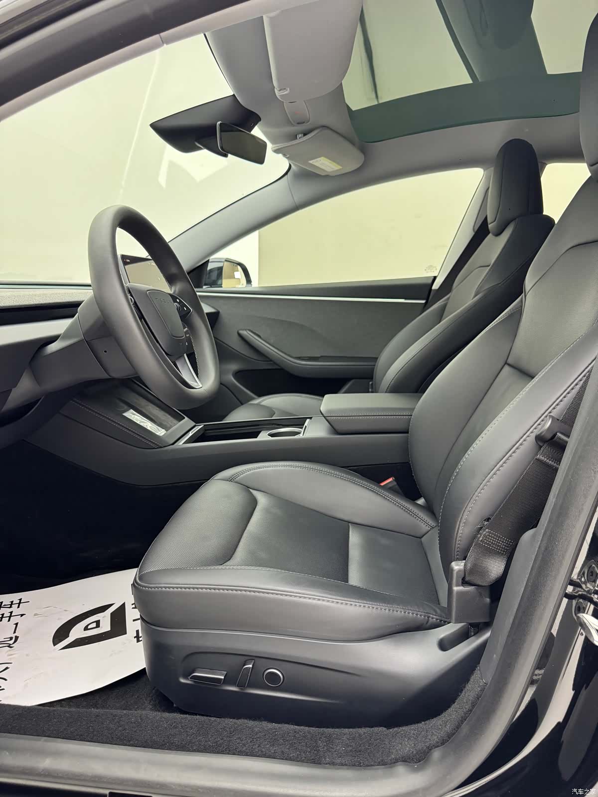 Tesla Model 3, 2023 9