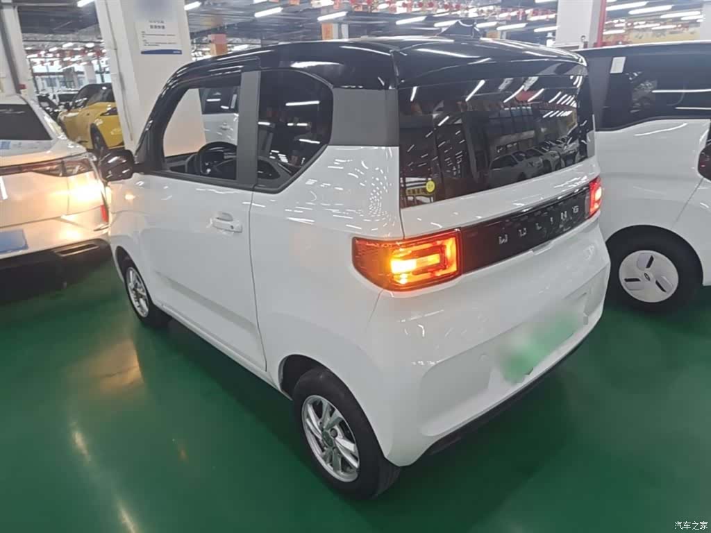 Wuling MINIEV, 2021 все фото