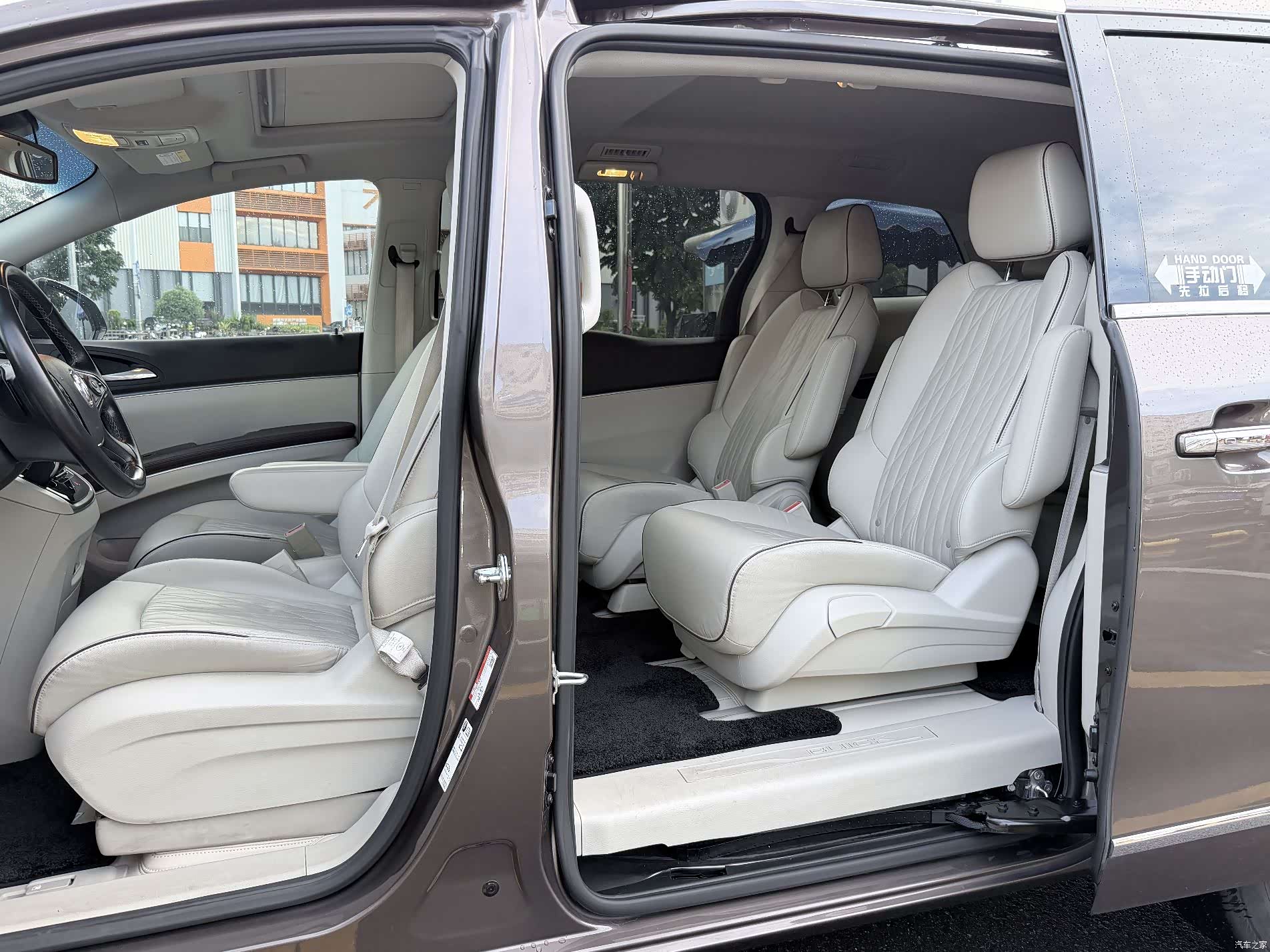Buick GL8, 2021 6