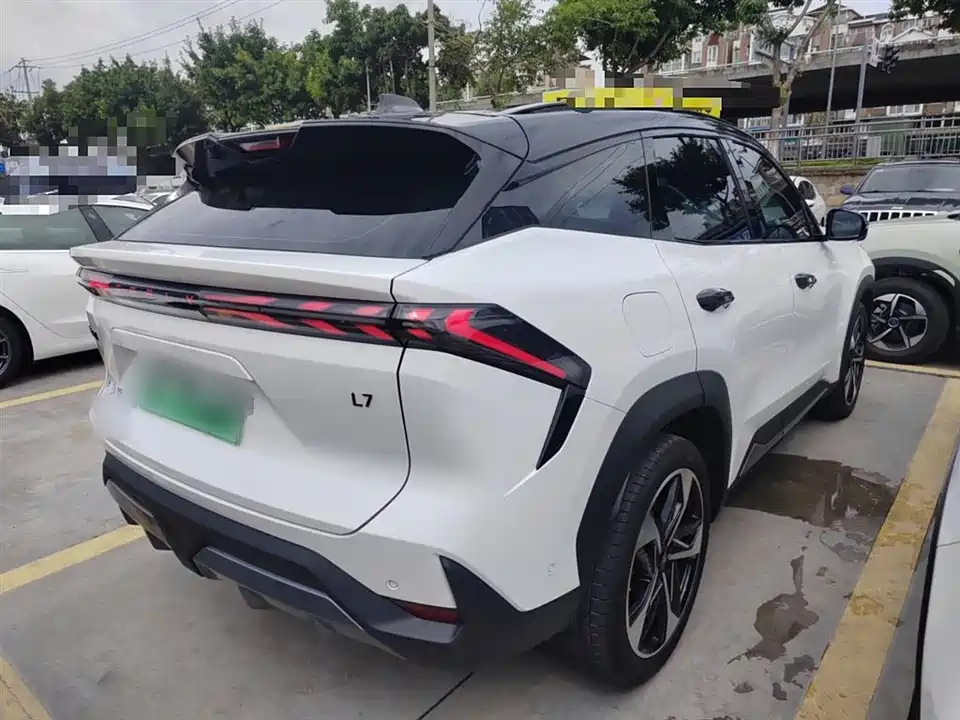 Geely Galaxy Galaxy L7