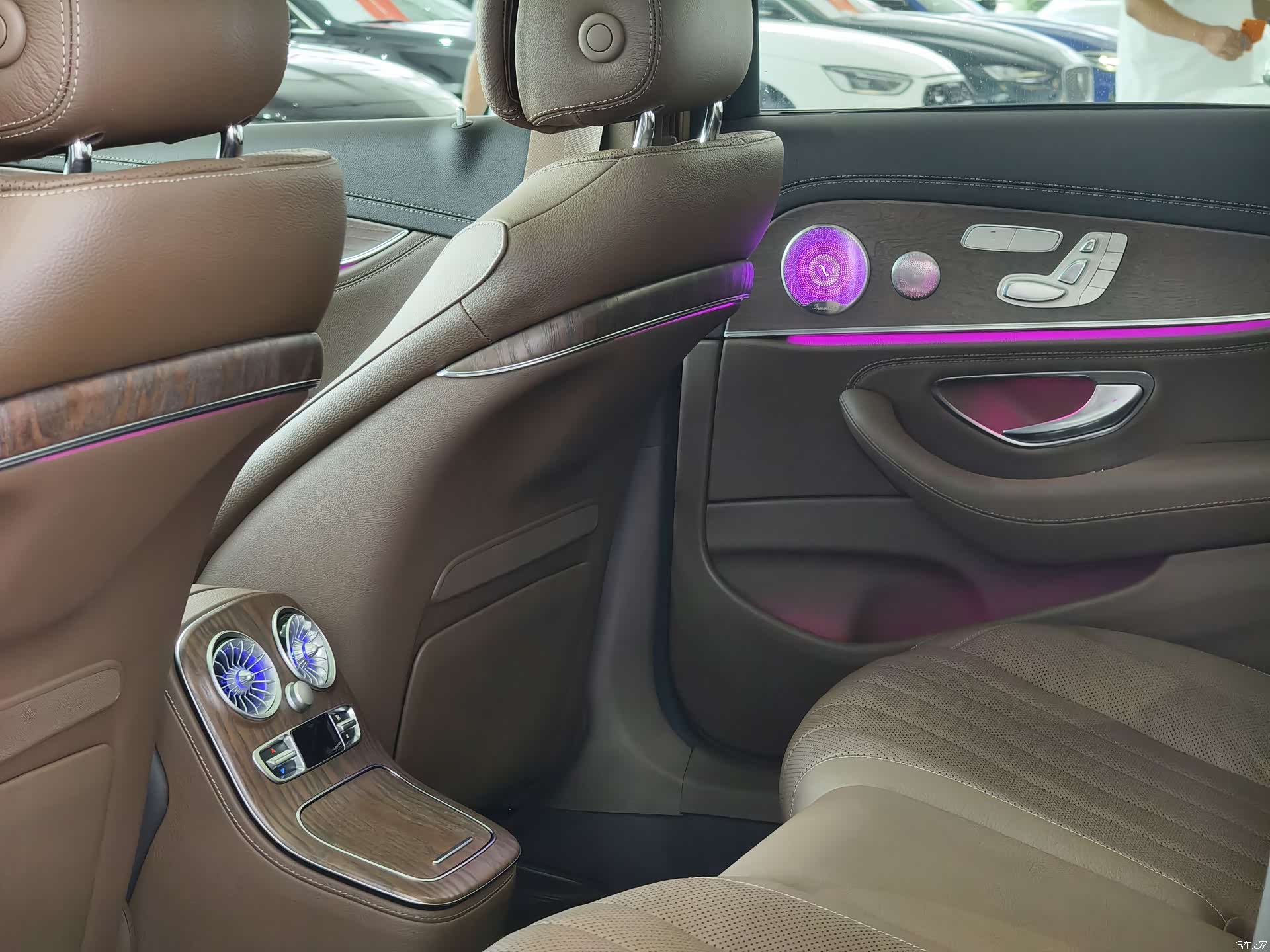 Mercedes-Benz E-Class, 2021 9