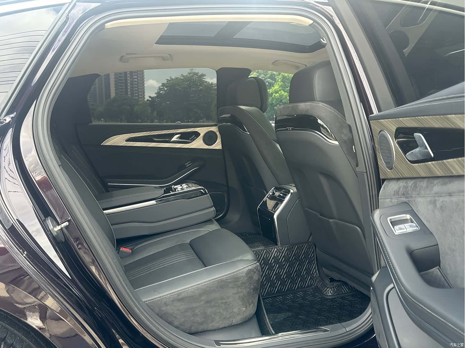 Hongqi H9, 2020 15