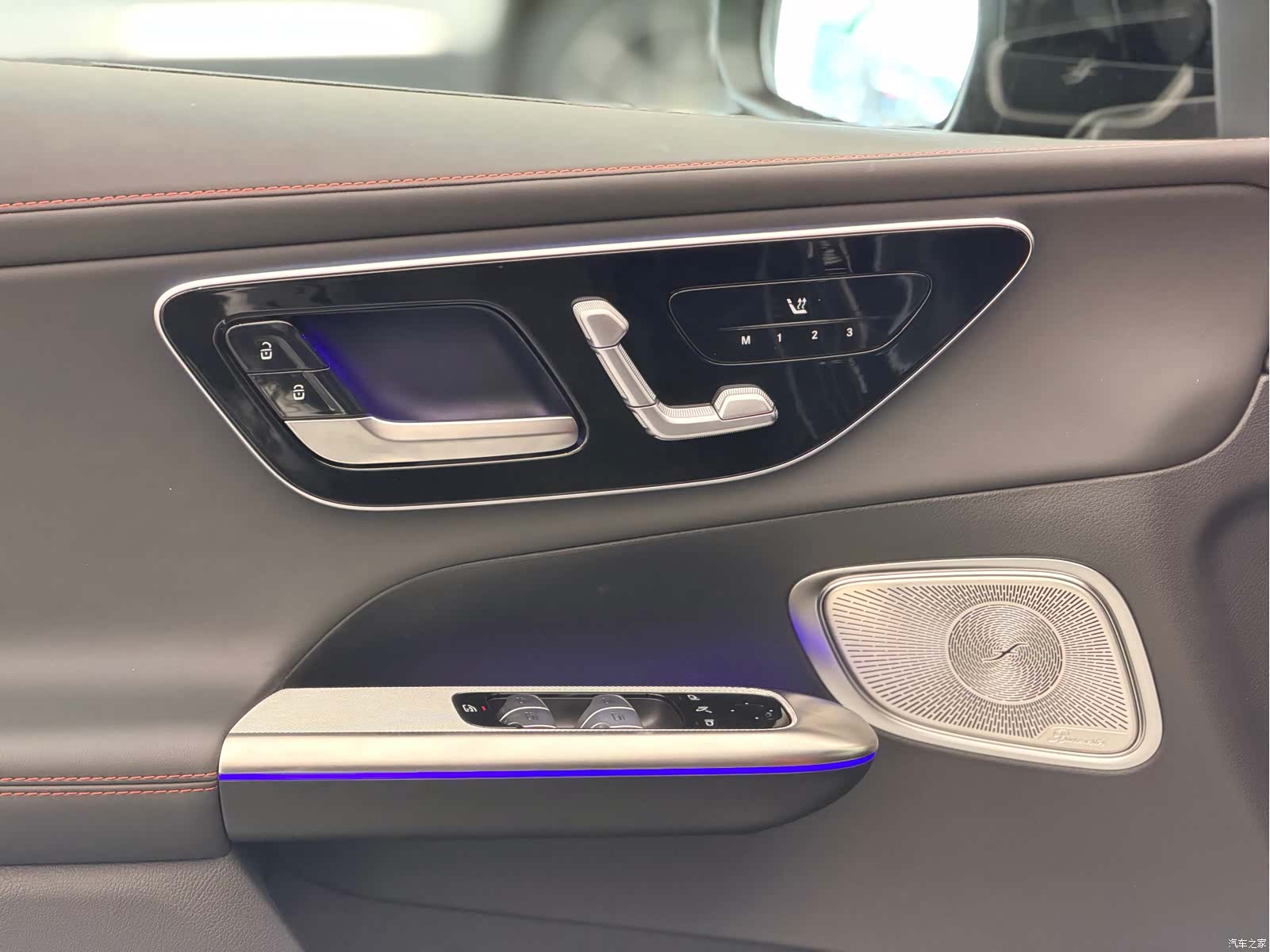 Mercedes-Benz GLC, 2025 25