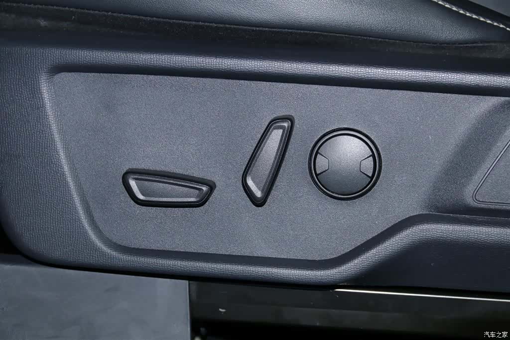 Ford Bronco, 2024 14
