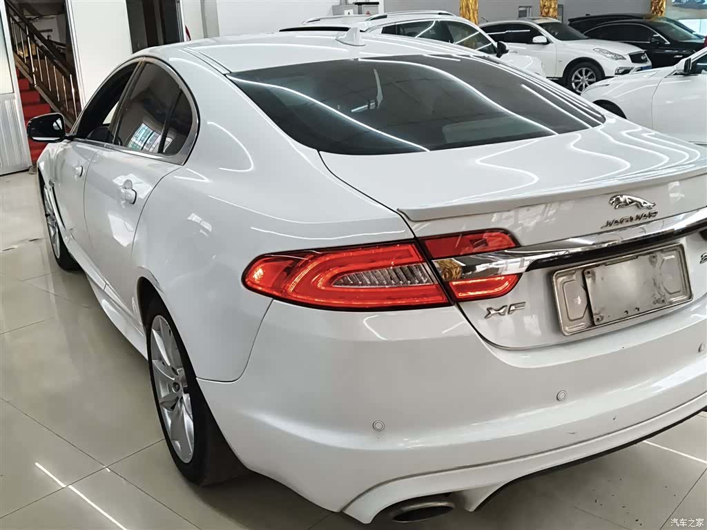Jaguar XF, 2014 23