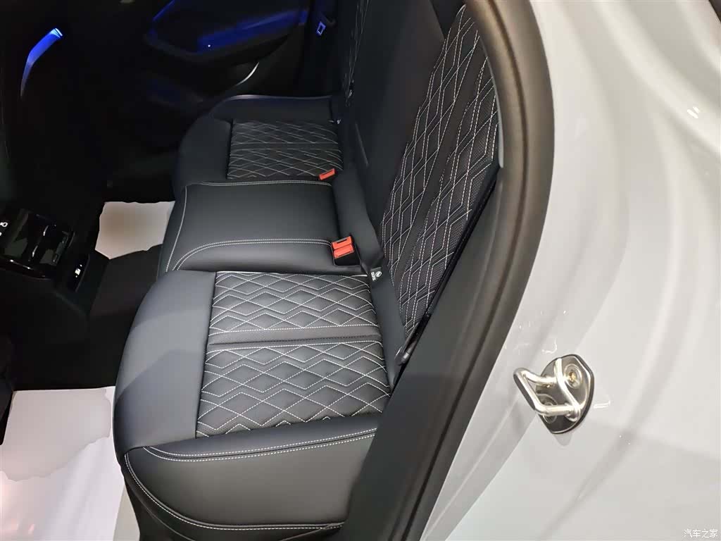 Audi A5, 2025 13