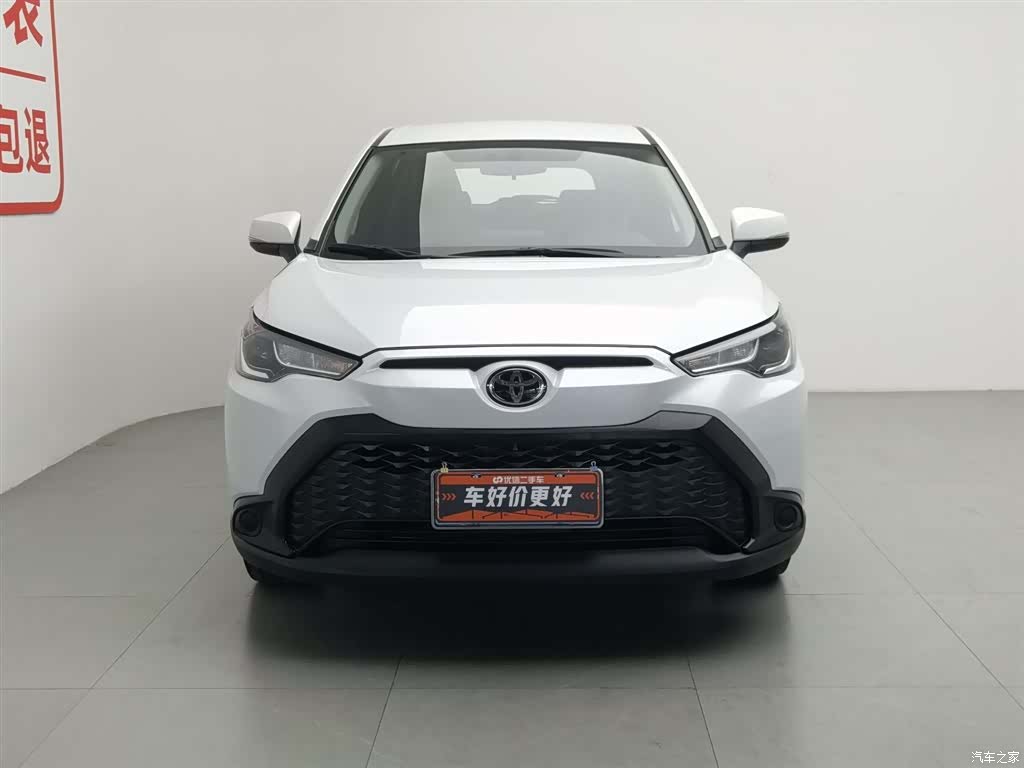 Toyota Frontlander, 2023 3