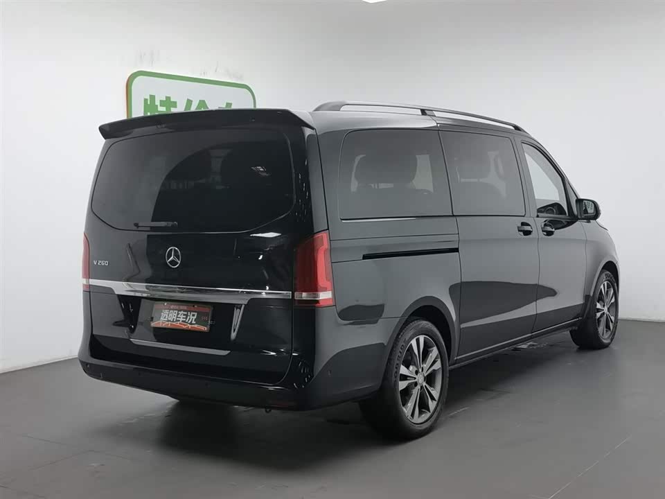 Mercedes-Benz V-class