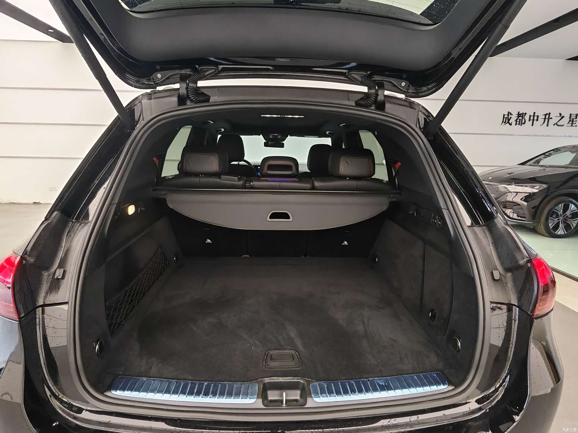 Mercedes-Benz GLE, 2025 18