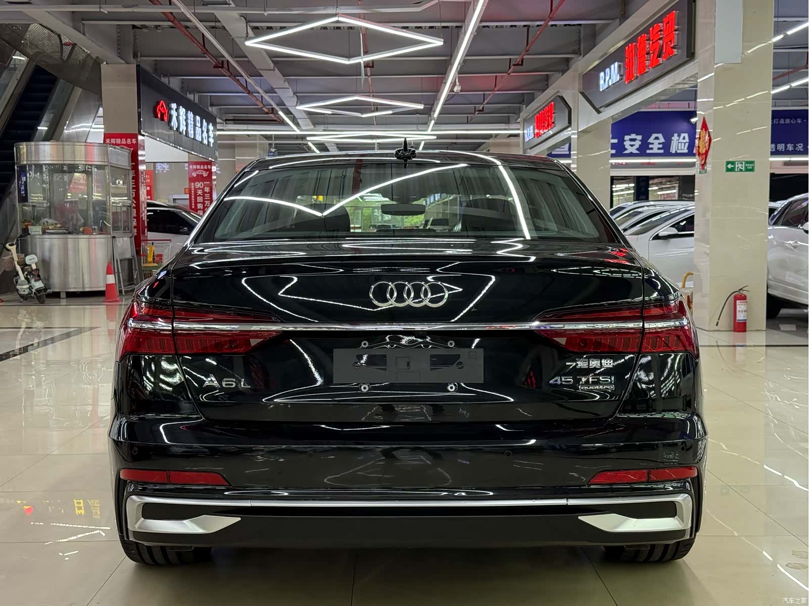 Audi A6L, 2025 12