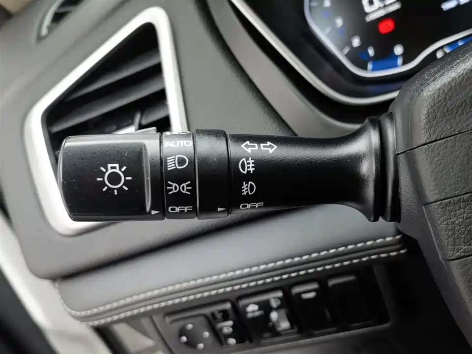Geely Vision X6